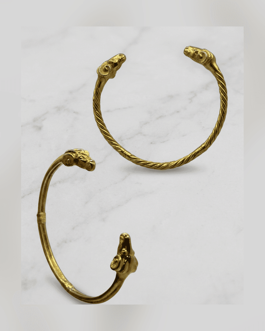 Bracelete Torque Cabeça de Carneiro (Ouro)